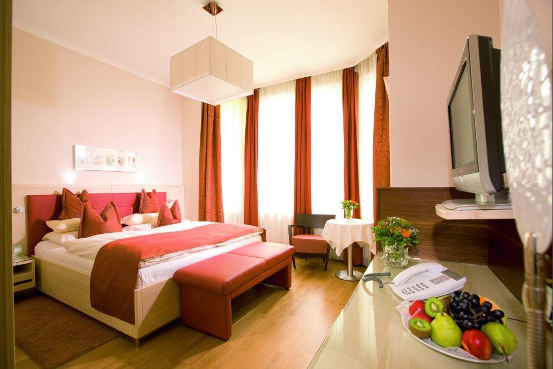 Hotel Pension Baronesse Vienna Exterior photo