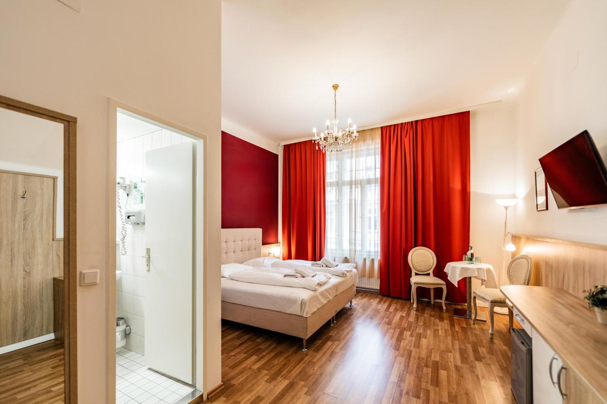 Hotel Pension Baronesse Vienna Exterior photo