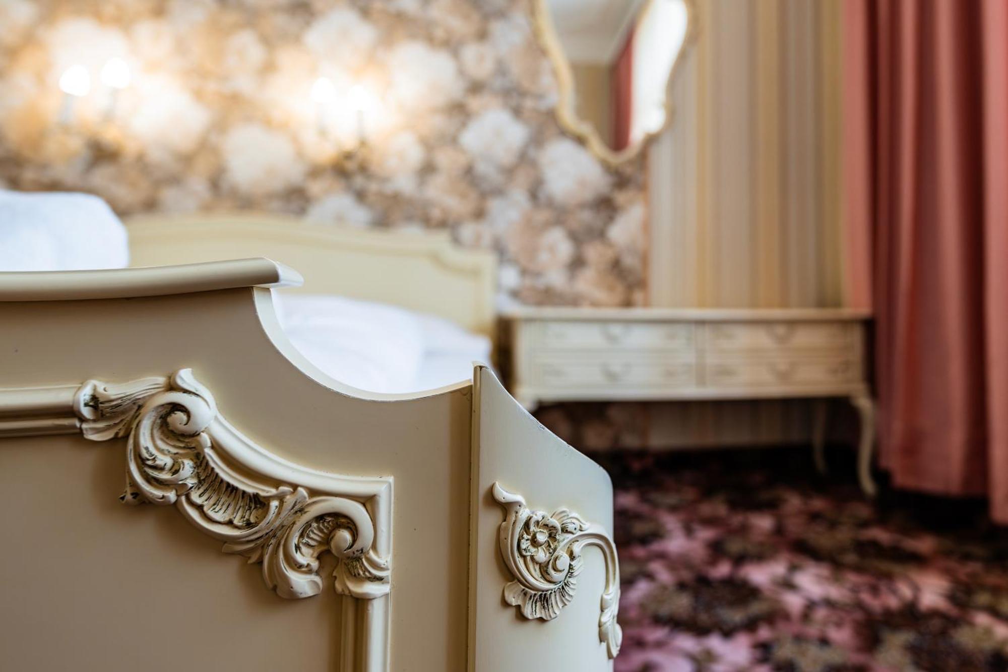 Hotel Pension Baronesse Vienna Exterior photo
