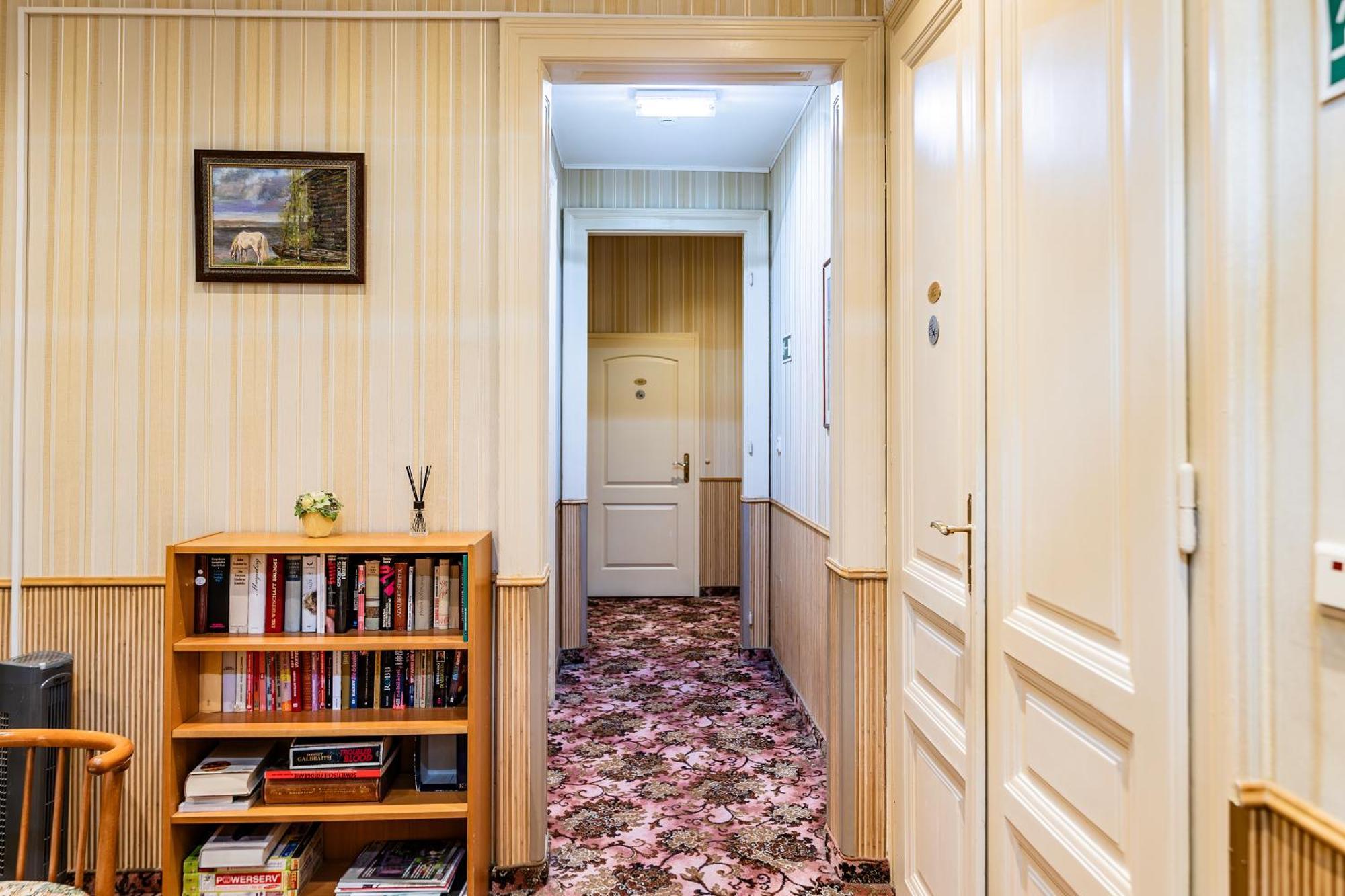 Hotel Pension Baronesse Vienna Exterior photo